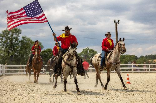DEN KON�   - www.webtrziste.cz