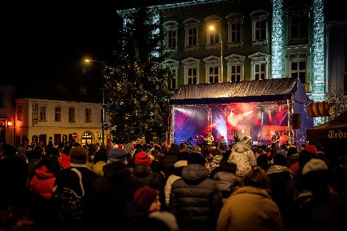 Novoro�n� koncert 