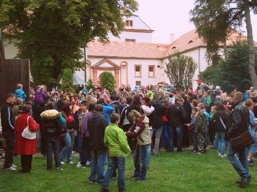 Velikono�n� trhy - www.webtrziste.cz