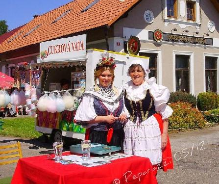 Jarmark lidov�ch �emesel - www.webtrziste.cz