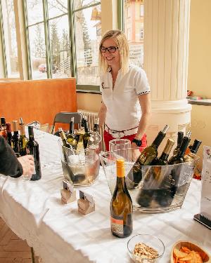 JARN� DEN V�NA - www.webtrziste.cz